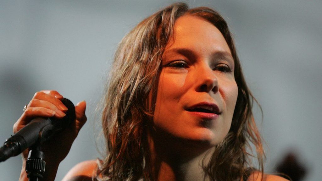 De Quoi Est Morte Lhasa De Sela La musique en deuil : la chanteuse Lhasa de Sela est décédée
