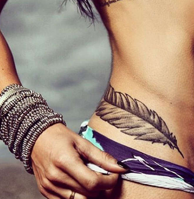 tatouage hanches