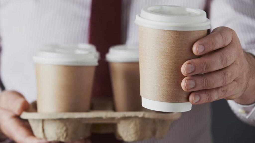 Gobelet à café en carton personnalisé avantages
