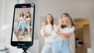 Tendances 2025 : pourquoi le montage vidéo va dominer sur les réseaux ?